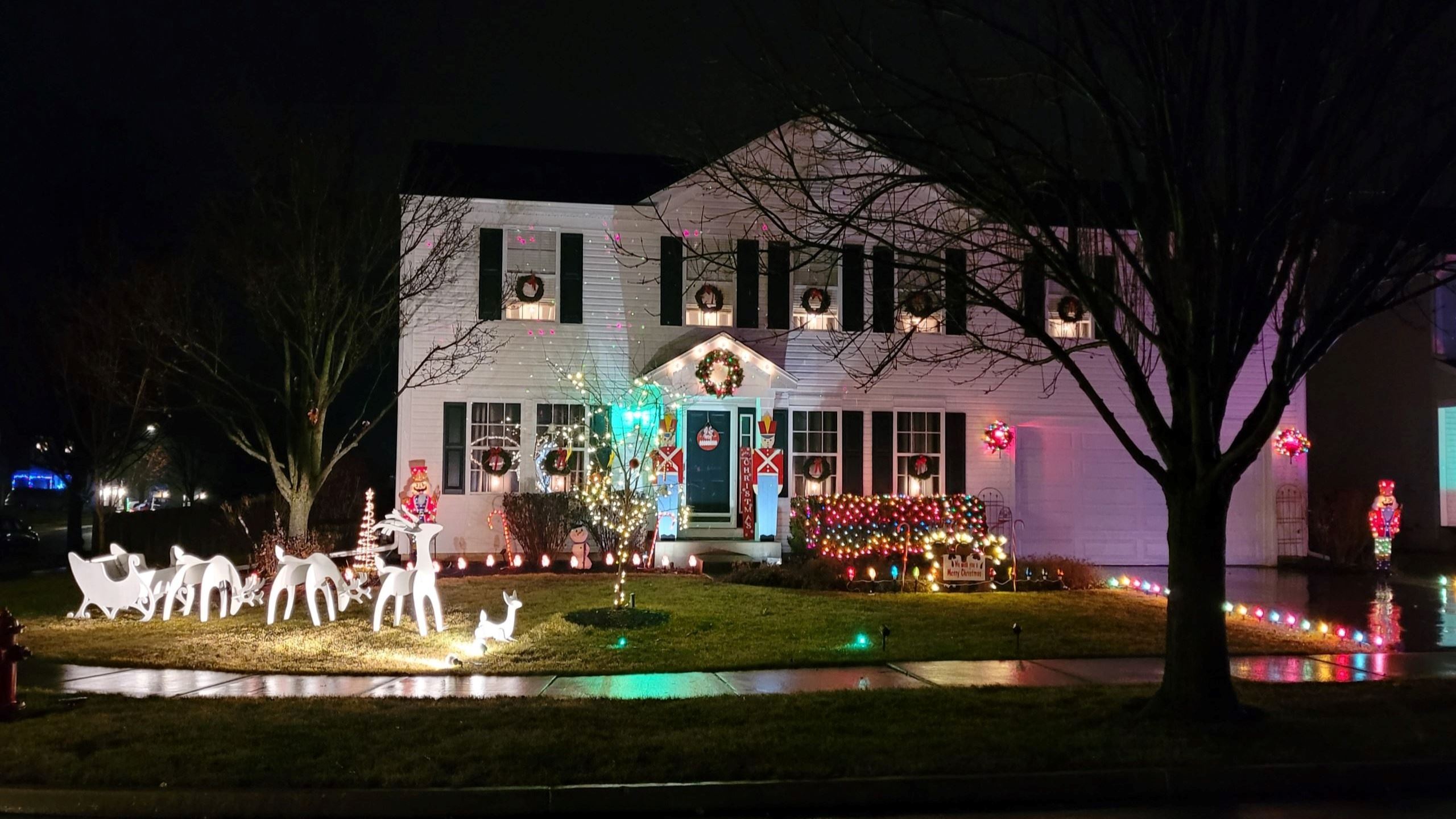 House Decorated for Christmas 2022